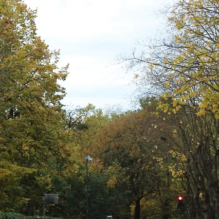 A Charming Retreat Just Outside Paris Apartment Vincennes